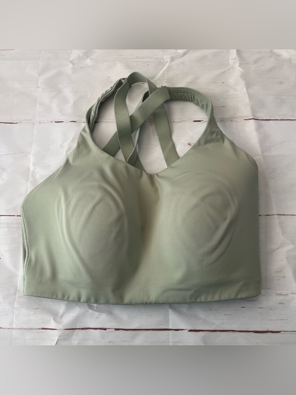Lululemon Women's Green Run Times Bra Strappy Back Sports Bra Size 36DDD